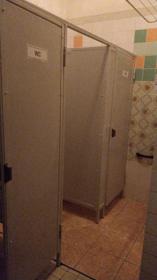 Prague "Above Train Central" Hostel المظهر الخارجي الصورة